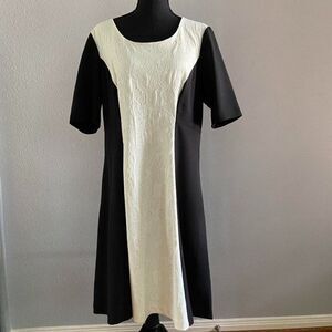 Black and white  dress.  Gabby skye size 14